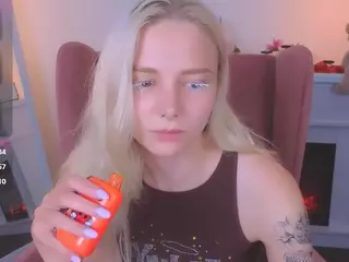 SooKonstellita's Live Sex Cam Show