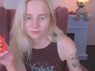 SooKonstellita's Live Sex Cam Show