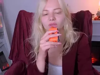 SooKonstellita's Live Sex Cam Show