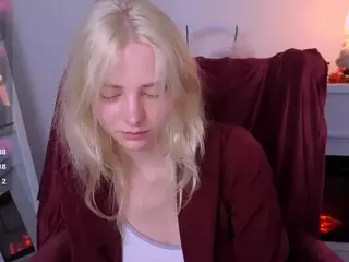 SooKonstellita's Live Sex Cam Show