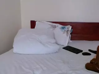 Darkqween23's Live Sex Cam Show
