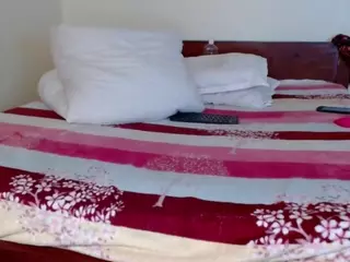 Darkqween23's Live Sex Cam Show