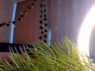 Linda's Live Sex Cam Show