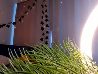 Linda's Live Sex Cam Show