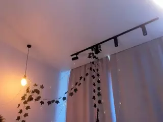 Linda's Live Sex Cam Show