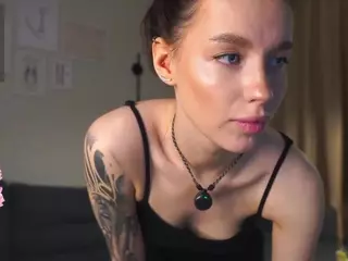 KatieCorby's Live Sex Cam Show