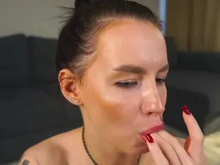 KatieCorby's Live Sex Cam Show