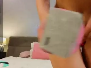NaomiAsian's Live Sex Cam Show