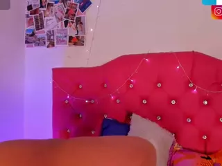 adriannyp's Live Sex Cam Show