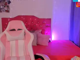 adriannyp's Live Sex Cam Show