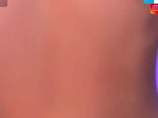 adriannyp's Live Sex Cam Show