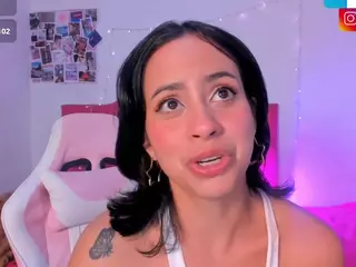 adriannyp's Live Sex Cam Show