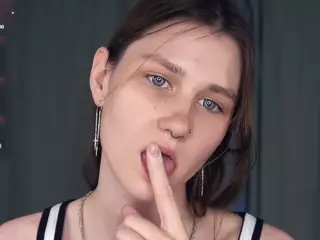 Lora's Live Sex Cam Show
