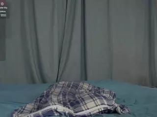 Lora's Live Sex Cam Show