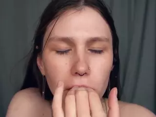 Lora's Live Sex Cam Show