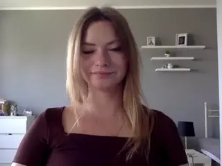 MillieDesire's Live Sex Cam Show