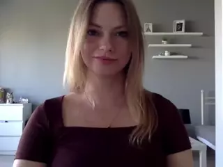 MillieDesire's Live Sex Cam Show
