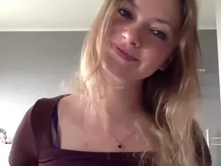 MillieDesire's Live Sex Cam Show