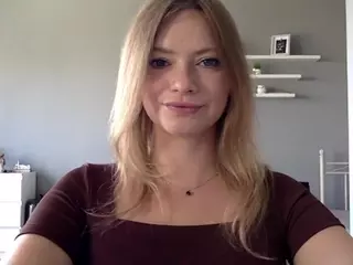 MillieDesire's Live Sex Cam Show