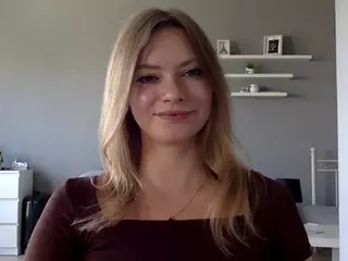 MillieDesire's Live Sex Cam Show