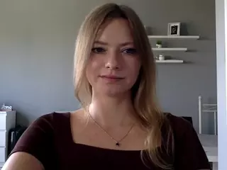 MillieDesire's Live Sex Cam Show