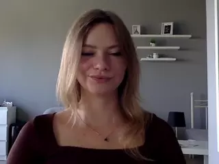 MillieDesire's Live Sex Cam Show