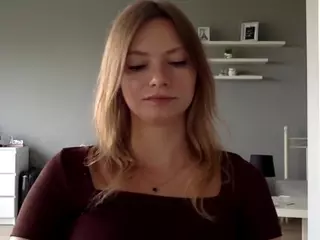 MillieDesire's Live Sex Cam Show