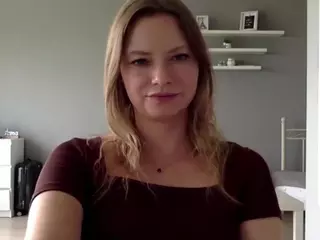 MillieDesire's Live Sex Cam Show