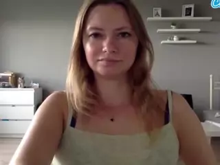 MillieDesire's Live Sex Cam Show