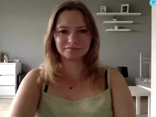 MillieDesire's Live Sex Cam Show