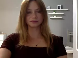 MillieDesire's Live Sex Cam Show