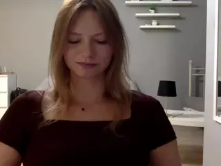 MillieDesire's Live Sex Cam Show