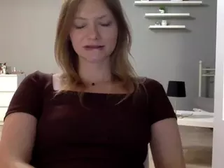 MillieDesire's Live Sex Cam Show