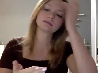 MillieDesire's Live Sex Cam Show