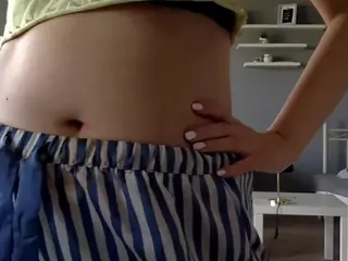 MillieDesire's Live Sex Cam Show