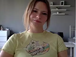 MillieDesire's Live Sex Cam Show