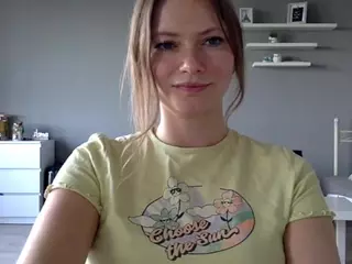 MillieDesire's Live Sex Cam Show