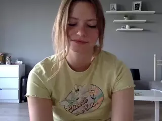 MillieDesire's Live Sex Cam Show