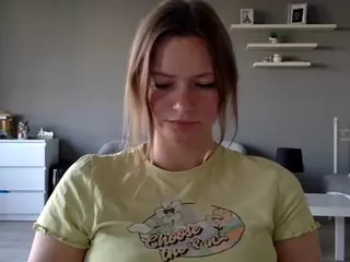 MillieDesire's Live Sex Cam Show