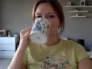 MillieDesire's Live Sex Cam Show