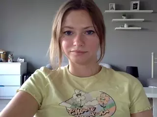 MillieDesire's Live Sex Cam Show