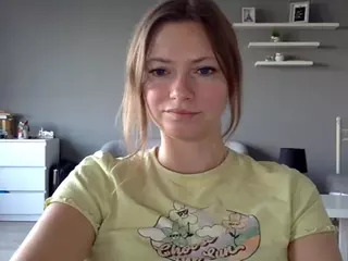 MillieDesire's Live Sex Cam Show