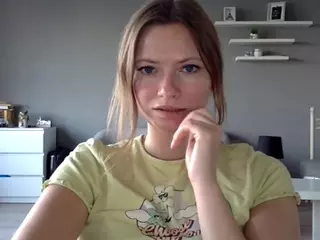 MillieDesire's Live Sex Cam Show