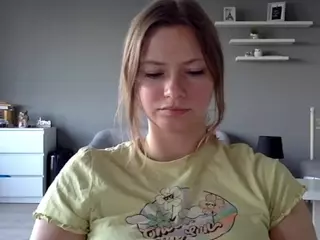 MillieDesire's Live Sex Cam Show
