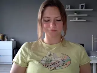 MillieDesire's Live Sex Cam Show