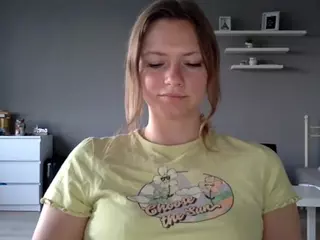 MillieDesire's Live Sex Cam Show