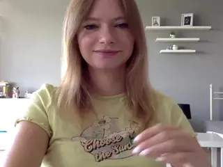 MillieDesire's Live Sex Cam Show