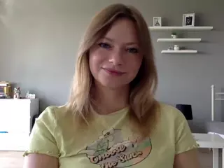 MillieDesire's Live Sex Cam Show