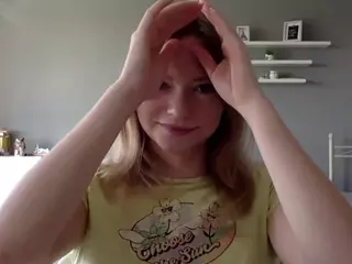 MillieDesire's Live Sex Cam Show