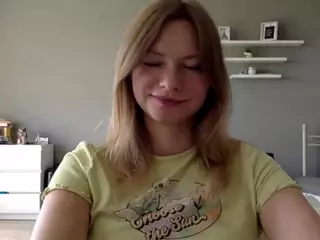 MillieDesire's Live Sex Cam Show